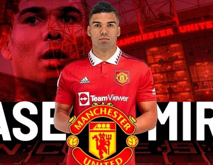 Casemiro signs for Manchester United