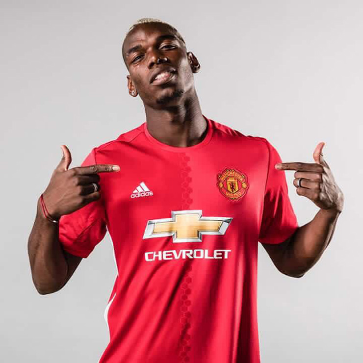 United sign Pogba